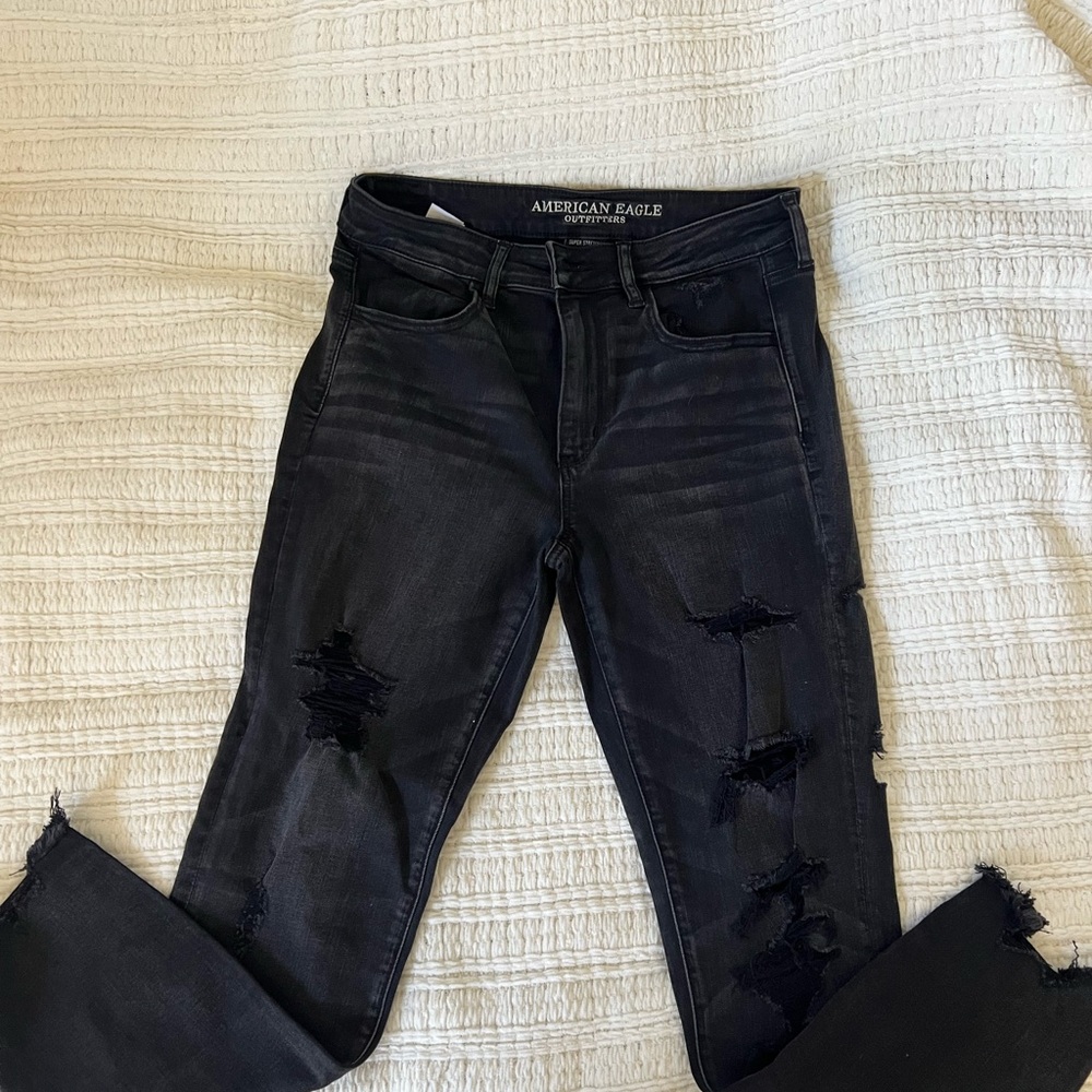 American Eagle super stretch X distressed ankle